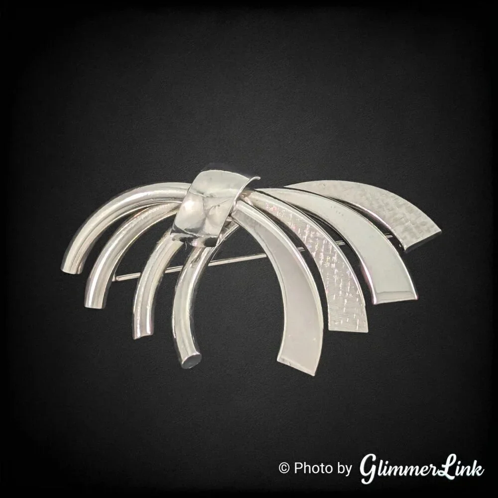 Vintage Modernist Bow Ribbon Arched Silver Tone Brooch Pin